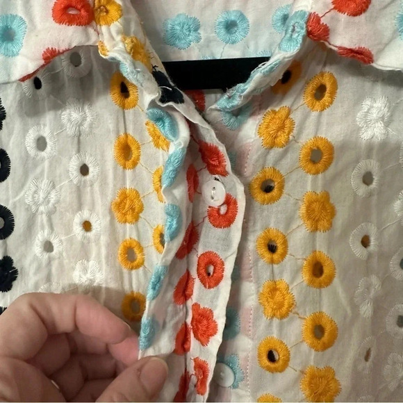 Mary V's Women's 3/4 Sleeve Multicolored Embroidered Floral Button Up Top GUC - Picture 5 of 11